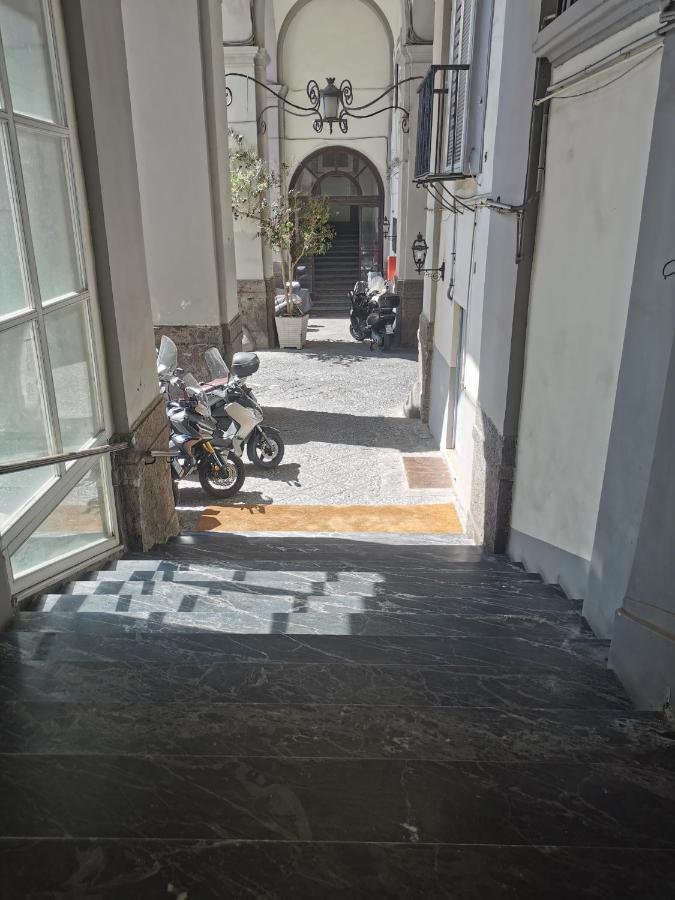 Napoli Centro Chiaia Lejlighed Eksteriør billede